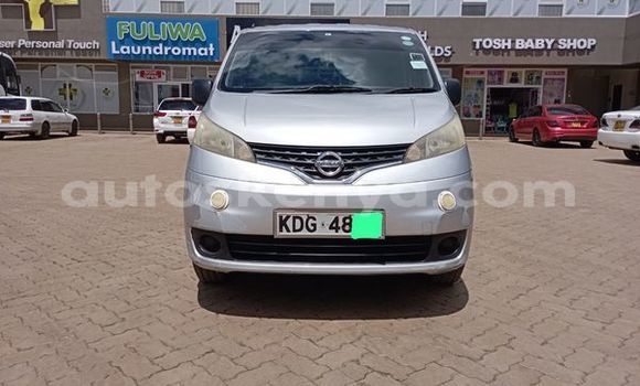 Oofamaa Toyota Noah Other Makiinaa iti Bute keessatti Northeast Kenya keessatti