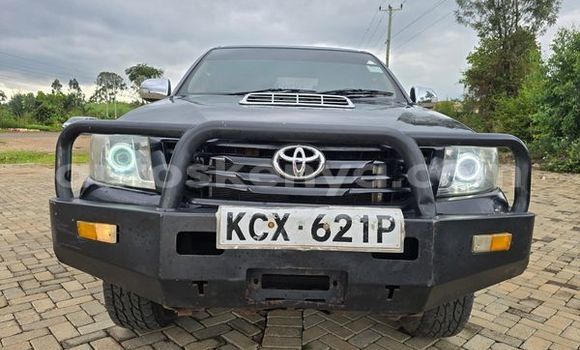 Buy Used Toyota Hilux Black Car in Bungoma in West Kenya