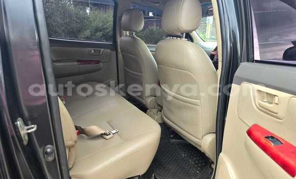 Nunua Ilio tumika Toyota Hilux Nyeusi Gari ndani ya Bungoma nchini West Kenya Nunua Ilio tumika Toyota Hilux Nyeusi Gari ndani ya Bungoma nchini West Kenya