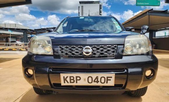 Oofamaa Nissan X–Trail Black Makiinaa iti Busia keessatti West Kenya keessatti