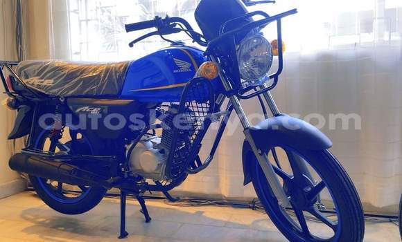 Haaraa Honda ACE CB 125 Red Doqdoqqee iti Nairobi keessatti Nairobi keessatti Haaraa Honda ACE CB 125 Red Doqdoqqee iti Nairobi keessatti Nairobi keessatti