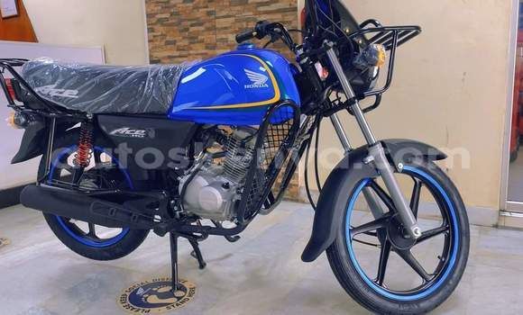 Haaraa Honda ACE CB 125 Red Doqdoqqee iti Nairobi keessatti Nairobi keessatti Haaraa Honda ACE CB 125 Red Doqdoqqee iti Nairobi keessatti Nairobi keessatti