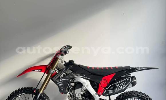 Oofamaa Honda CRF250X Black Doqdoqqee iti Nairobi keessatti Nairobi keessatti Oofamaa Honda CRF250X Black Doqdoqqee iti Nairobi keessatti Nairobi keessatti