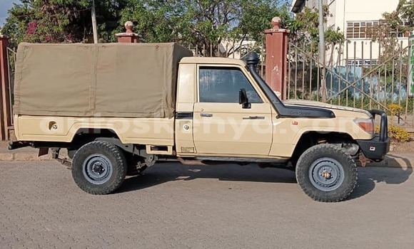 Buy Used Toyota Land Cruiser Other Car in Bungoma in West Kenya Buy Used Toyota Land Cruiser Other Car in Bungoma in West Kenya