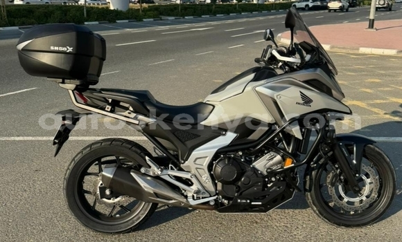 Oofamaa Honda NC Silver Doqdoqqee iti Nairobi keessatti Nairobi keessatti