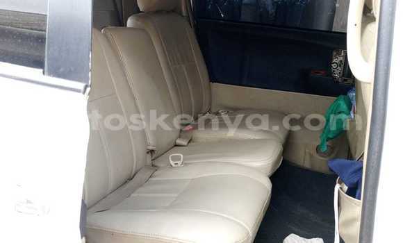 Buy Used Toyota Noah White Car in Bute in Northeast Kenya Buy Used Toyota Noah White Car in Bute in Northeast Kenya