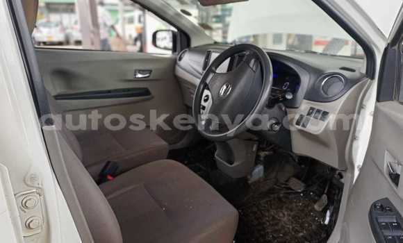 Buy Used Daihatsu Mira White Car in Bura in Northeast Kenya Buy Used Daihatsu Mira White Car in Bura in Northeast Kenya