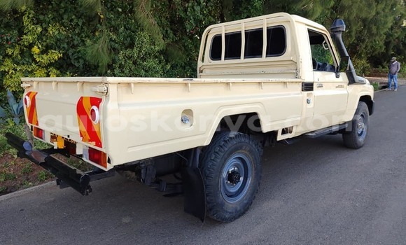 Buy Used Toyota Altezza Other Car in Bissil in Nairobi Buy Used Toyota Altezza Other Car in Bissil in Nairobi