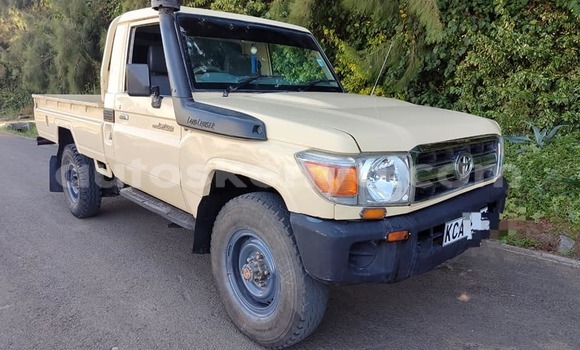 Buy Used Toyota Altezza Other Car in Bissil in Nairobi Buy Used Toyota Altezza Other Car in Bissil in Nairobi