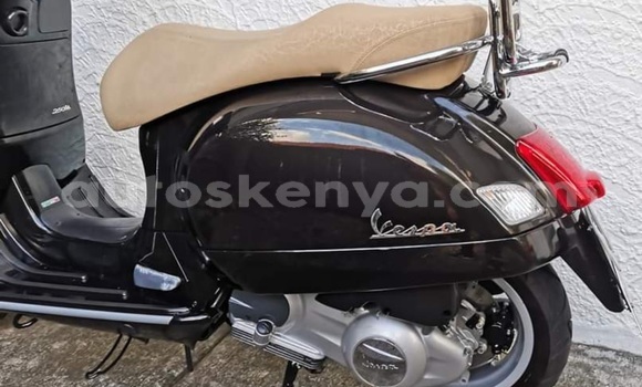 Nunua Ilio tumika Vespa GTS 250 i.e Nyeusi Bike ndani ya Nairobi nchini Nairobi