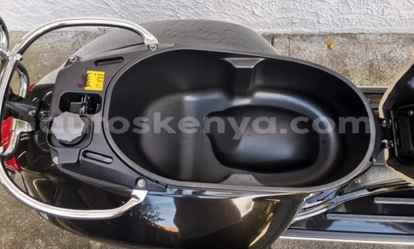 Oofamaa Vespa GTS 250 i.e Black Doqdoqqee iti Nairobi keessatti Nairobi keessatti Oofamaa Vespa GTS 250 i.e Black Doqdoqqee iti Nairobi keessatti Nairobi keessatti