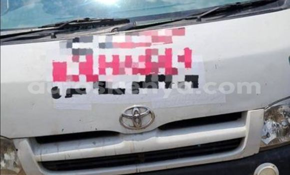 Oofamaa Acura CSX Other Makiinaa iti Bura keessatti Northeast Kenya keessatti