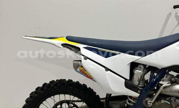 Buy Used Husqvarna TC White Bike in Nairobi in Nairobi