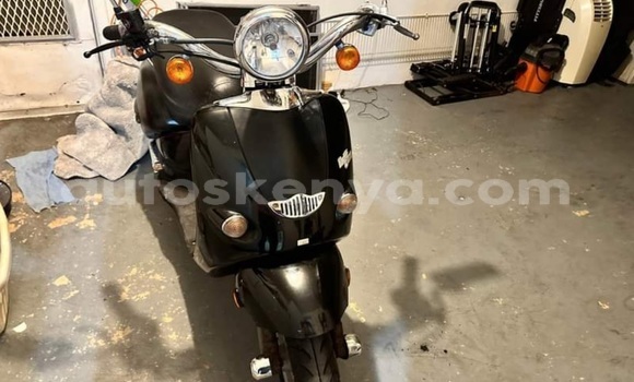Nunua Ilio tumika Aprilia Mojito Nyeusi Bike ndani ya Nairobi nchini Nairobi