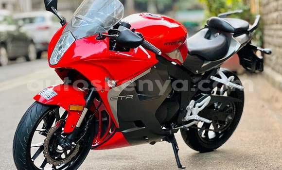 Buy Used Hyosung GT Red Bike in Nairobi in Nairobi Buy Used Hyosung GT Red Bike in Nairobi in Nairobi