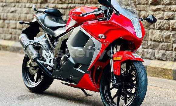Buy Used Hyosung GT Red Bike in Nairobi in Nairobi Buy Used Hyosung GT Red Bike in Nairobi in Nairobi