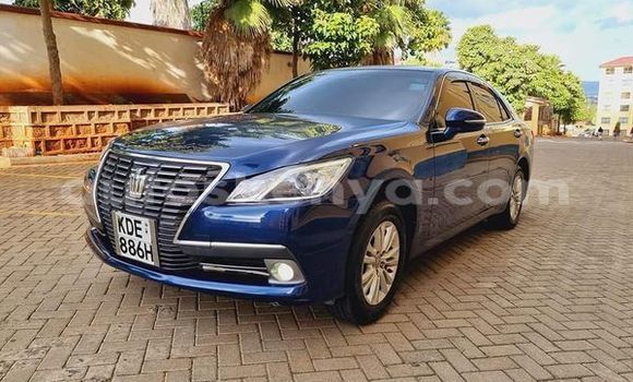 Oofamaa Toyota Crown Other Makiinaa iti Changamwe keessatti Coast keessatti