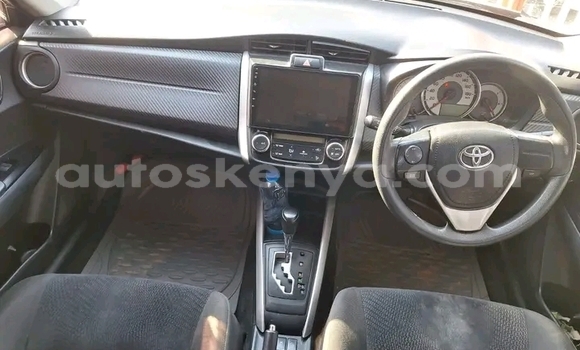 Oofamaa Toyota Fielder Other Makiinaa iti Nairobi keessatti Nairobi keessatti