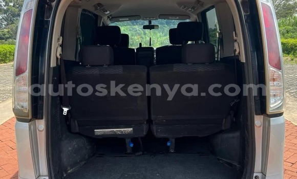 Buy Used Nissan Serena Other Car in Nairobi in Nairobi Buy Used Nissan Serena Other Car in Nairobi in Nairobi