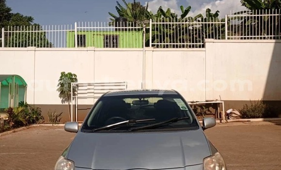 Oofamaa Toyota Auris Other Makiinaa iti Changamwe keessatti Coast keessatti