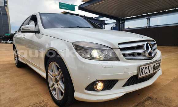 Nunua Ilio tumika Mercedes‒Benz C–Class Nyeupe Gari ndani ya Bute nchini Kaskazini Mashariki mwa Kenya Nunua Ilio tumika Mercedes‒Benz C–Class Nyeupe Gari ndani ya Bute nchini Kaskazini Mashariki mwa Kenya