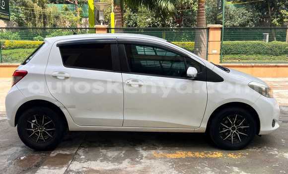 Buy Used Toyota Vitz White Car in Bura in Northeast Kenya Buy Used Toyota Vitz White Car in Bura in Northeast Kenya