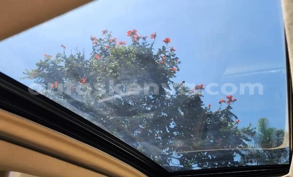 Buy Used Toyota Prado White Car in Bute in Northeast Kenya Buy Used Toyota Prado White Car in Bute in Northeast Kenya