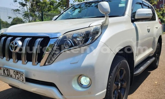 Buy Used Toyota Prado White Car in Bute in Northeast Kenya Buy Used Toyota Prado White Car in Bute in Northeast Kenya