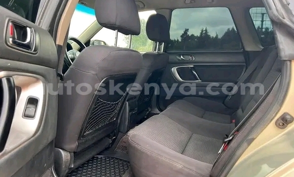 Nunua Ilio tumika Subaru Outback Nyingine Gari ndani ya Nairobi nchini Nairobi