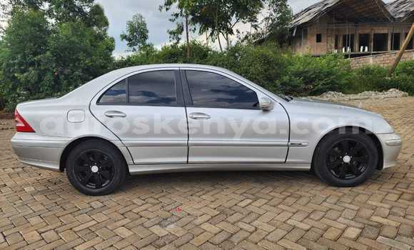 Oofamaa Mercedes-Benz C-Classe Other Makiinaa iti Changamwe keessatti Coast keessatti Oofamaa Mercedes-Benz C-Classe Other Makiinaa iti Changamwe keessatti Coast keessatti