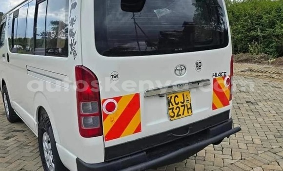 Buy Used Toyota Hiace White Car in Changamwe in Coast Buy Used Toyota Hiace White Car in Changamwe in Coast