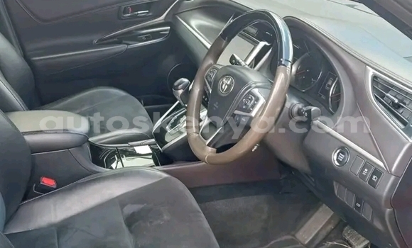 Nunua Ilio tumika Toyota Harrier Nyingine Gari ndani ya Nairobi nchini Nairobi Nunua Ilio tumika Toyota Harrier Nyingine Gari ndani ya Nairobi nchini Nairobi