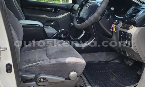 Buy Used Toyota Prado White Car in Changamwe in Coast Buy Used Toyota Prado White Car in Changamwe in Coast