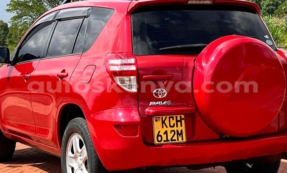 Nunua Ilio tumika Toyota RAV4 Nyekundu Gari ndani ya Changamwe nchini Pwani