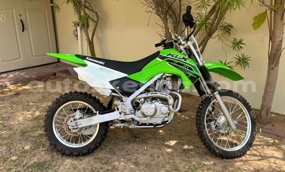 Oofamaa Kawasaki KLX Green Doqdoqqee iti Nairobi keessatti Nairobi keessatti