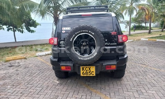 Buy Used Toyota FJ Cruiser Black Car in Machakos in East Kenya Buy Used Toyota FJ Cruiser Black Car in Machakos in East Kenya