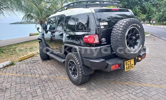 Buy Used Toyota FJ Cruiser Black Car in Machakos in East Kenya Buy Used Toyota FJ Cruiser Black Car in Machakos in East Kenya