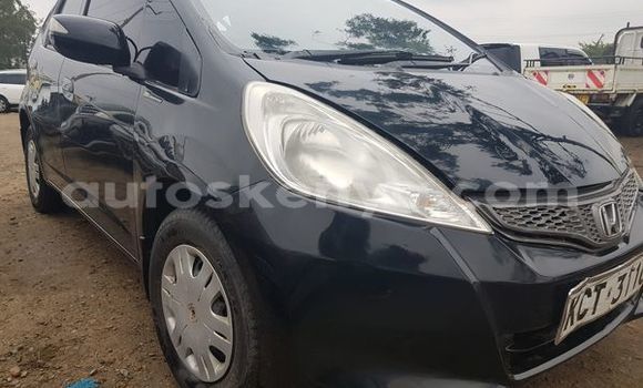 Nunua Ilio tumika Honda Fit Nyeusi Gari ndani ya Nairobi nchini Nairobi Nunua Ilio tumika Honda Fit Nyeusi Gari ndani ya Nairobi nchini Nairobi