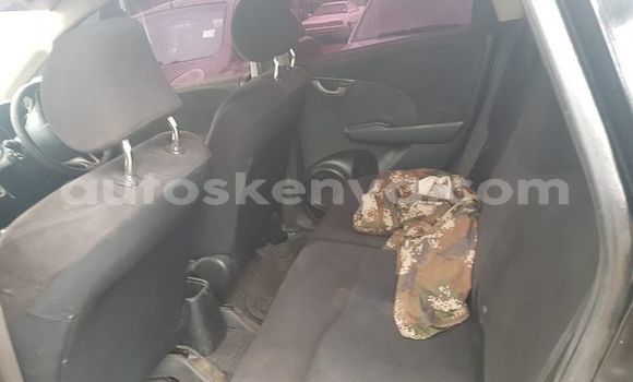 Nunua Ilio tumika Honda Fit Nyeusi Gari ndani ya Nairobi nchini Nairobi Nunua Ilio tumika Honda Fit Nyeusi Gari ndani ya Nairobi nchini Nairobi