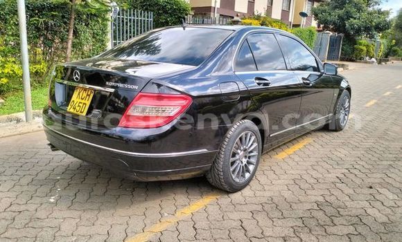 Nunua Ilio tumika Mercedes-Benz C-Classe Nyeusi Gari ndani ya Nairobi nchini Nairobi Nunua Ilio tumika Mercedes-Benz C-Classe Nyeusi Gari ndani ya Nairobi nchini Nairobi