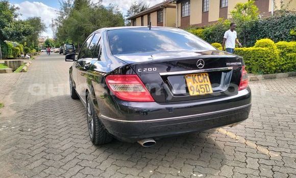Nunua Ilio tumika Mercedes-Benz C-Classe Nyeusi Gari ndani ya Nairobi nchini Nairobi Nunua Ilio tumika Mercedes-Benz C-Classe Nyeusi Gari ndani ya Nairobi nchini Nairobi