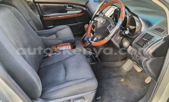 Oofamaa Toyota Harrier Silver Makiinaa iti Nairobi keessatti Nairobi keessatti Oofamaa Toyota Harrier Silver Makiinaa iti Nairobi keessatti Nairobi keessatti