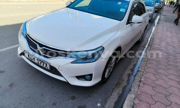 Oofamaa Toyota Mark X White Makiinaa iti Nairobi keessatti Nairobi keessatti Oofamaa Toyota Mark X White Makiinaa iti Nairobi keessatti Nairobi keessatti