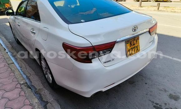 Oofamaa Toyota Mark X White Makiinaa iti Nairobi keessatti Nairobi keessatti Oofamaa Toyota Mark X White Makiinaa iti Nairobi keessatti Nairobi keessatti