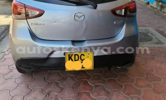 Oofamaa Mazda Demio Silver Makiinaa iti Nairobi keessatti Nairobi keessatti Oofamaa Mazda Demio Silver Makiinaa iti Nairobi keessatti Nairobi keessatti