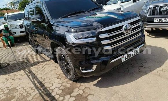 Oofamaa Toyota Land Cruiser Black Makiinaa iti Nairobi keessatti Nairobi keessatti Oofamaa Toyota Land Cruiser Black Makiinaa iti Nairobi keessatti Nairobi keessatti