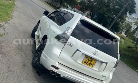 Oofamaa Toyota Land Cruiser Prado White Makiinaa iti Nairobi keessatti Nairobi keessatti Oofamaa Toyota Land Cruiser Prado White Makiinaa iti Nairobi keessatti Nairobi keessatti
