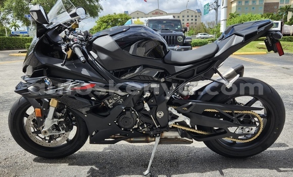 Nunua Ilio tumika BMW S 1000 Nyeusi Bike ndani ya Nairobi nchini Nairobi Nunua Ilio tumika BMW S 1000 Nyeusi Bike ndani ya Nairobi nchini Nairobi