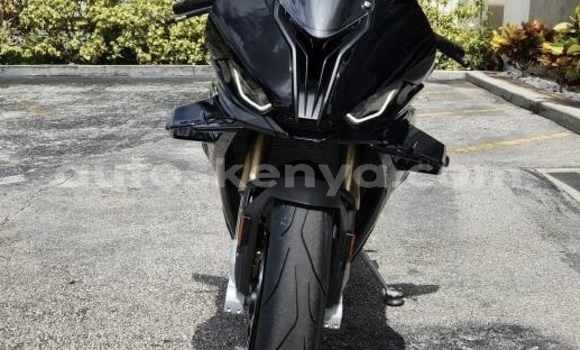 Buy Used BMW S 1000 Black Bike in Nairobi in Nairobi Buy Used BMW S 1000 Black Bike in Nairobi in Nairobi