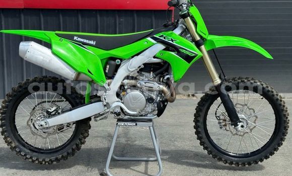 Oofamaa Kawasaki KX Green Doqdoqqee iti Nairobi keessatti Nairobi keessatti